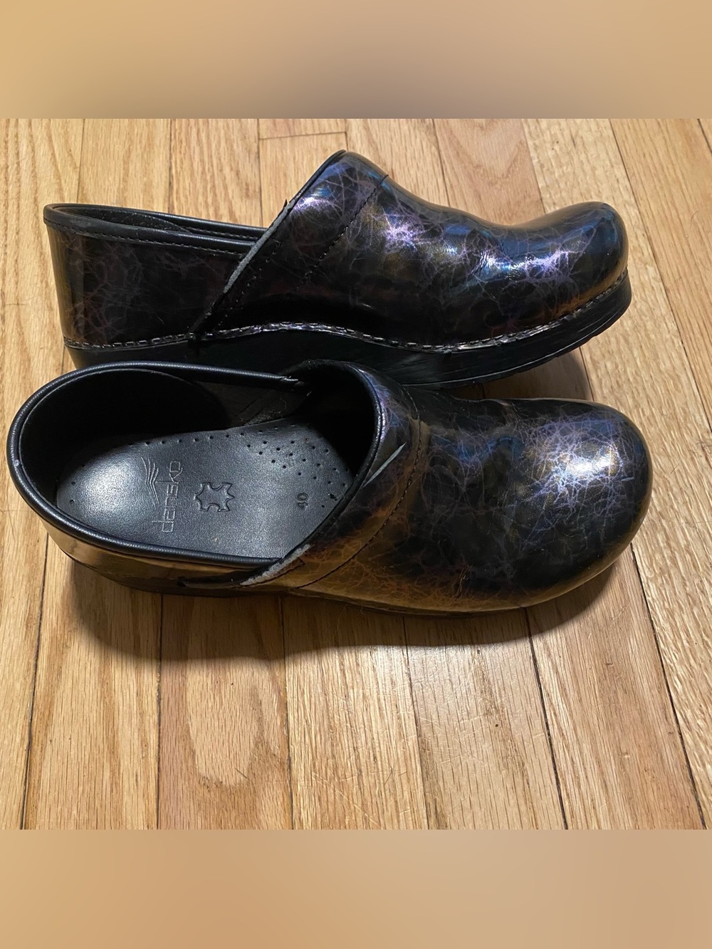 Dansko Women's Iridescent clogs